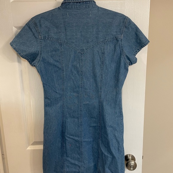 The Perfect Denim Dress💙 - Picture 3 of 3